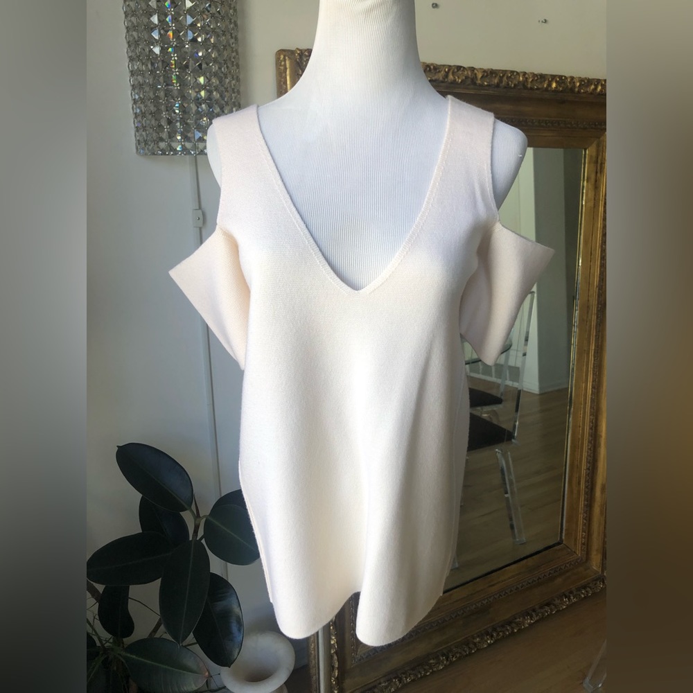 Women's Cream Cold-Shoulder V-Neck Knit Top MK